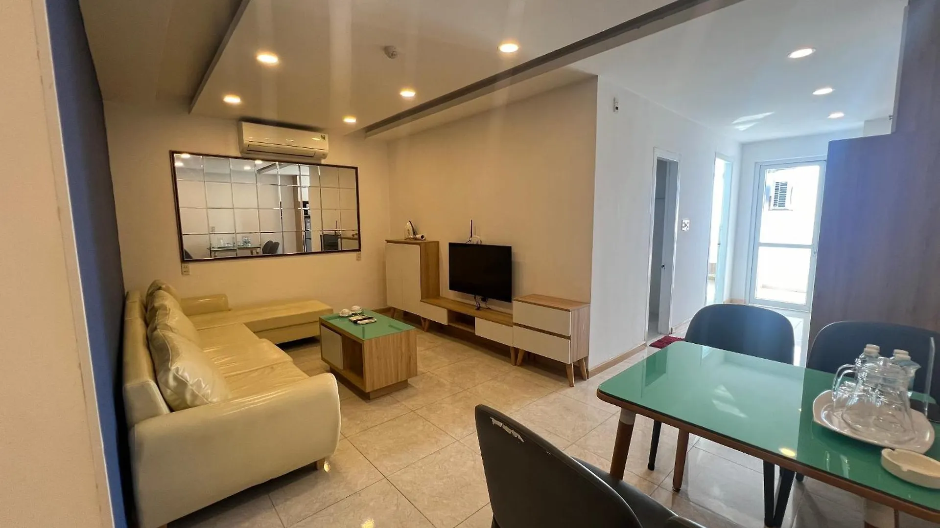 Aparthotel Deluxe Apartment Nha Trang