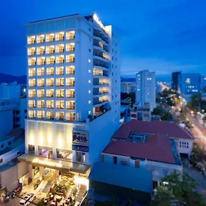 Sao Viet By Onhotelrooms 住宿加早餐酒店